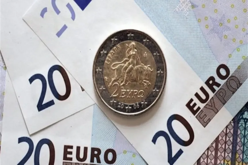 مع بداية التعاملات الصباحية.. سعر اليورو اليوم مقابل الجنيه المصري الثلاثاء 15 يوليو 2025
