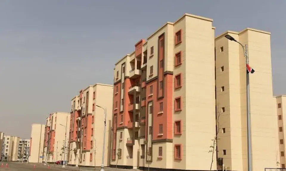 سكن لكل المصريين- وزير الإسكان يتفقد وحدات الإسكان الاجتماعي في 4 محافظات