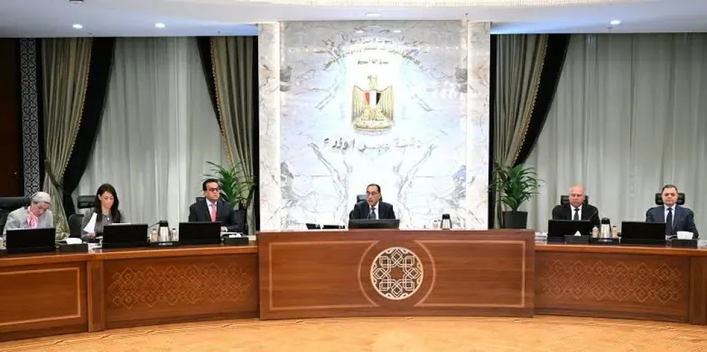 رئاسة الوزراء تجتمع اليوم لمناقشة عدد من الموضوعات أهمها صيانة المنشآت في ظل ارتفاع الحرارة