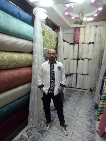 محمد مصطفى أكبر طالب في الثانوية العامة