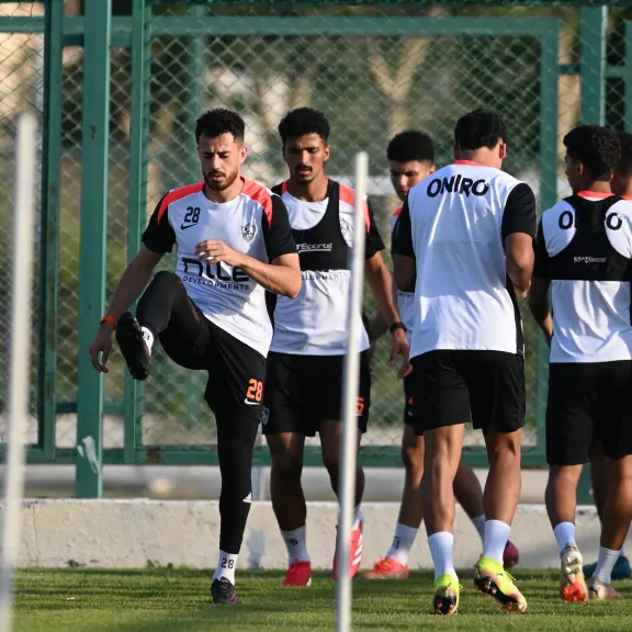 عبد الناصر محمد مدير الكرة بنادي الزمالك يعلن مواعيد مباريات الزمالك القادمة في وديات معسكر العاصمة الإدارية