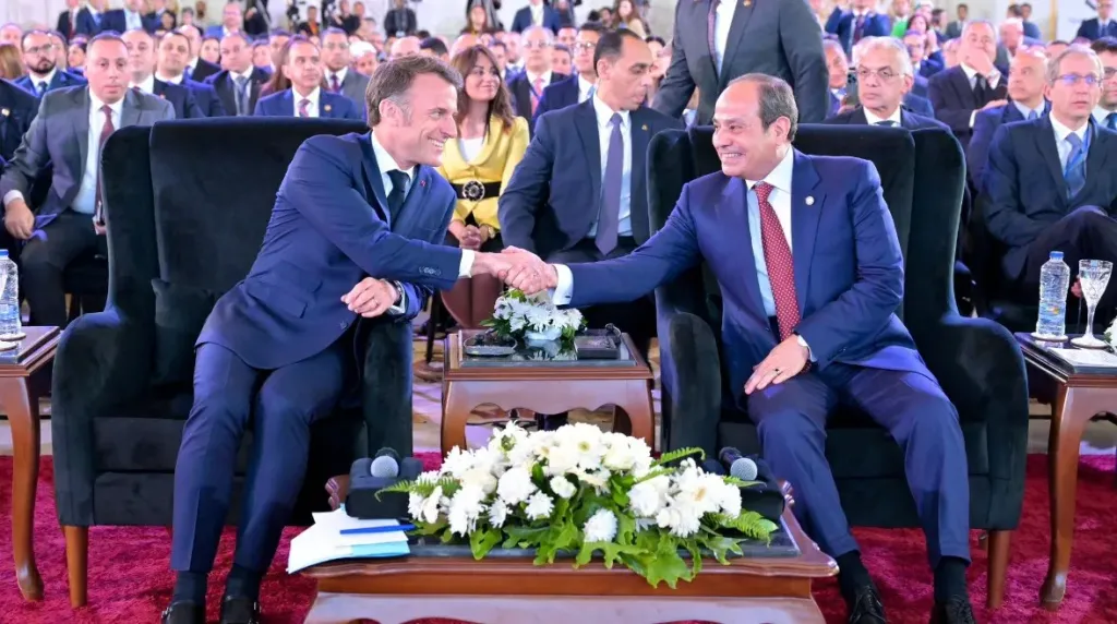 الرئيس السيسي وماكرون يبحثان الاعتراف الفرنسي بفلسطين وجهود التهدئة في غزة