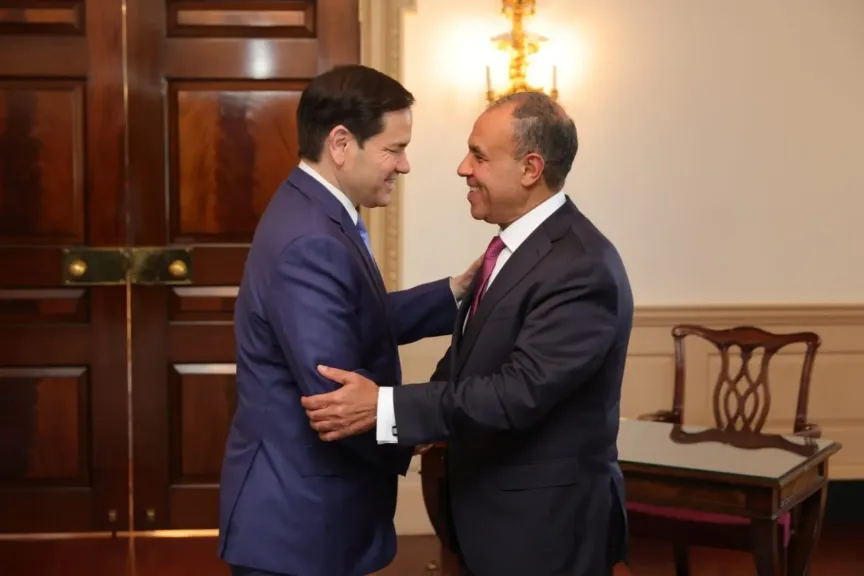 وزير الخارجية المصري يلتقي بنظيره الأمريكي ويطالب بضرورة إيقاف ضرب النار في غزة