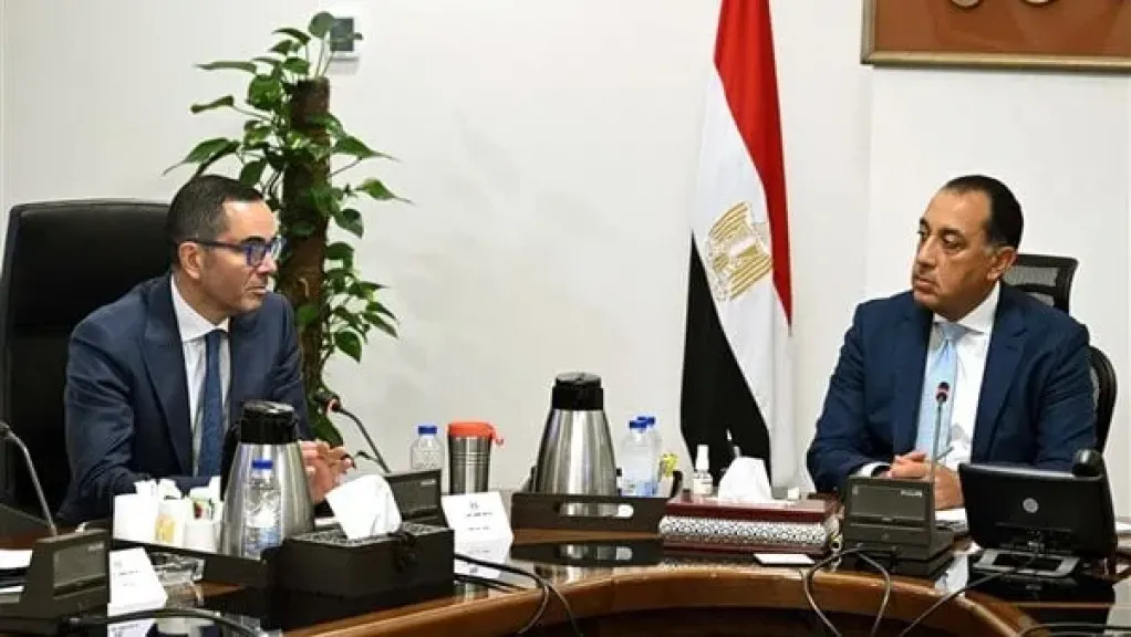 مصطفى مدبولي يلتقي مع وزير الاستثمار لمناقشة جهود الحكومة في تطوير منظومة الإفراج الجمركي