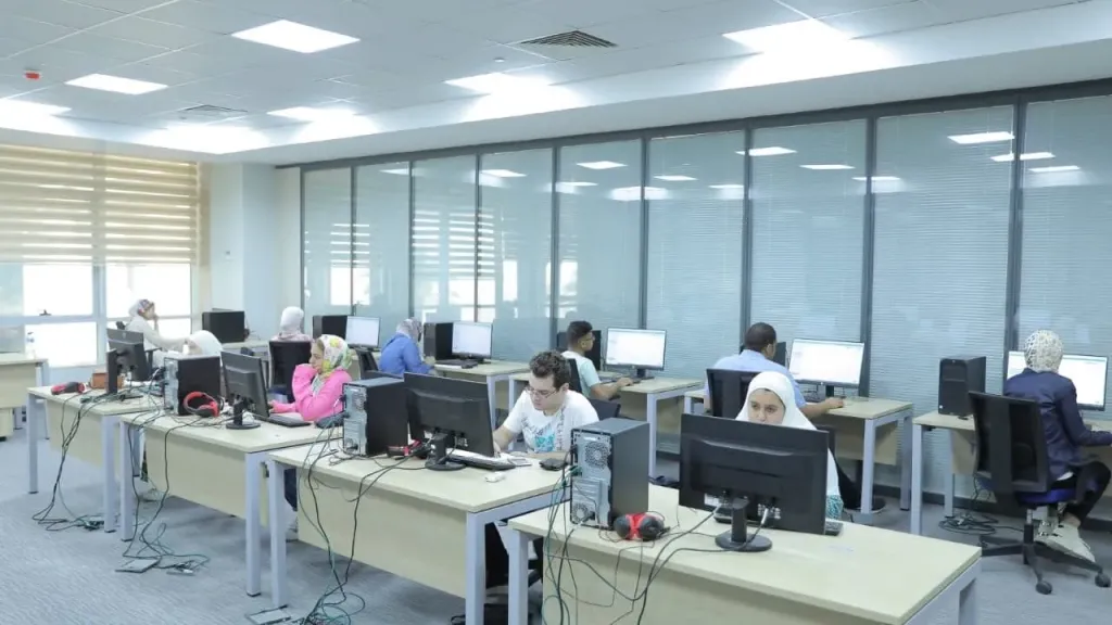 وزير التعليم العالي يعقد مؤتمر صحفي للإعلان عن نتائج تنسيق المرحلة الأولى وبدء استقبال تسجيلات المرحلة الثانية