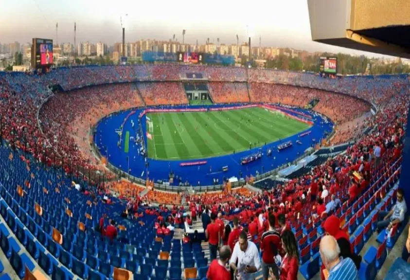 ستاد القاهرة
