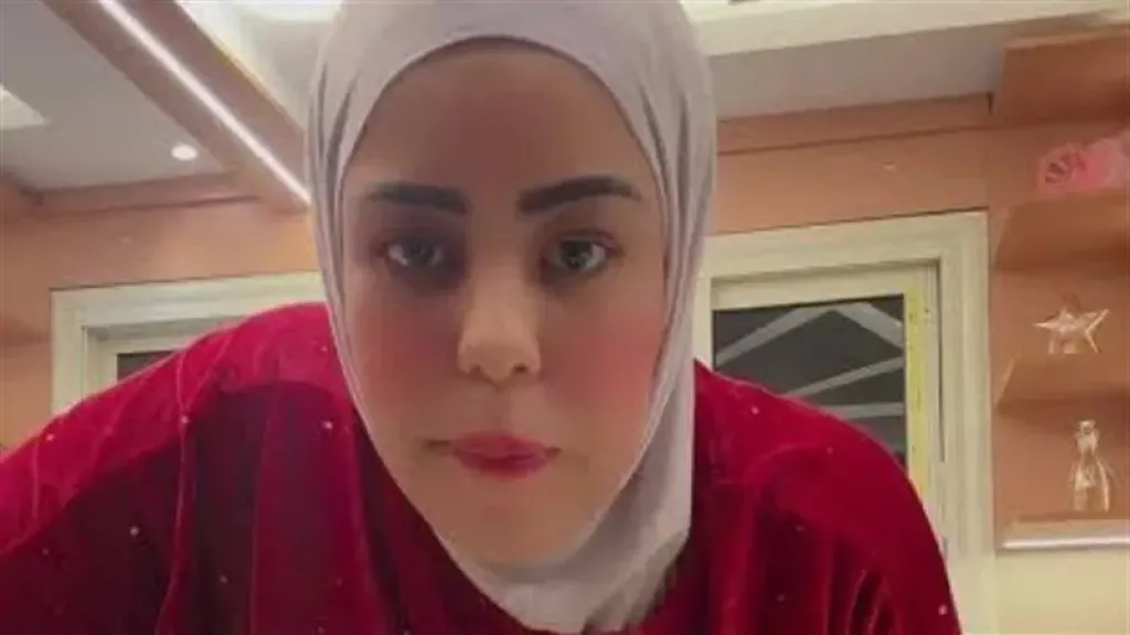تجديد حبس البلوجر أم مكة 15 يومًا بتهمة الإساءة للقيم الأسرية والمجتمعية