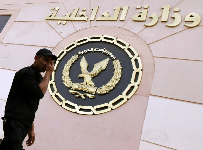 هواتف صناع المحتوى تكشف خبايا مثيرة.. فسق وفجور وتربح غير مشروع