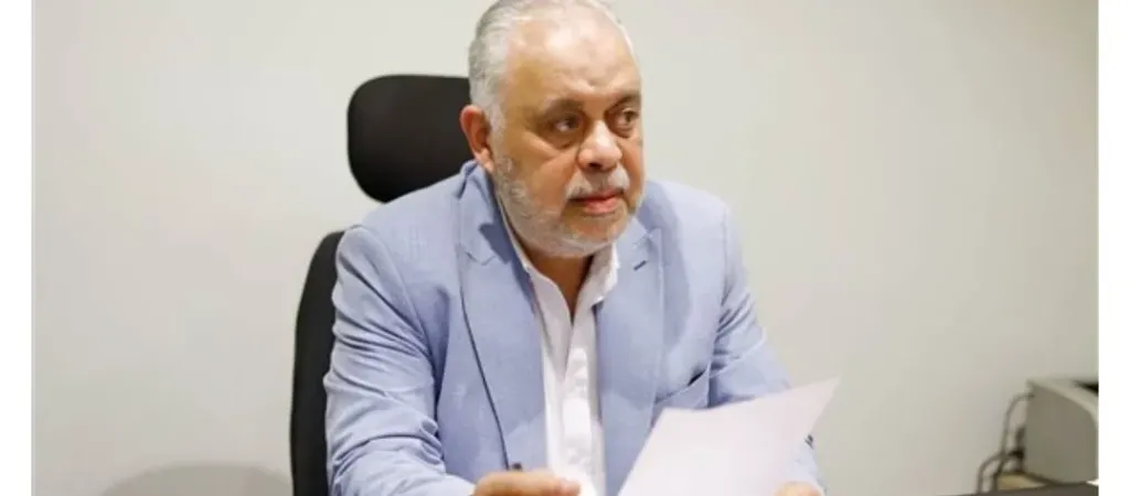 الفنان أشرف زكي: الفن مسؤولية قبل أن يكون وسيلة للشهرة وعلى الفنانين الحفاظ على دورهم كقدوة