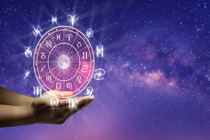 توقعات برج العقرب اليوم