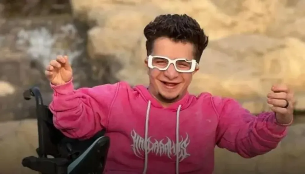 عمر فرج