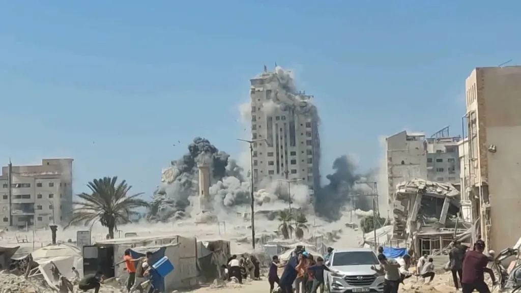 حماس: الاحتلال يستهدف مستشفى الفارابي في غرب مدينة غزة