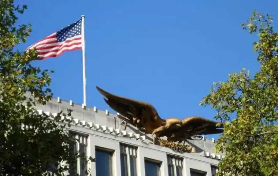 بعد الضربة الإسرائيلية على الدوحة.. السفارة الأمريكية في قطر تهيب رعاياها بنداء عاجل