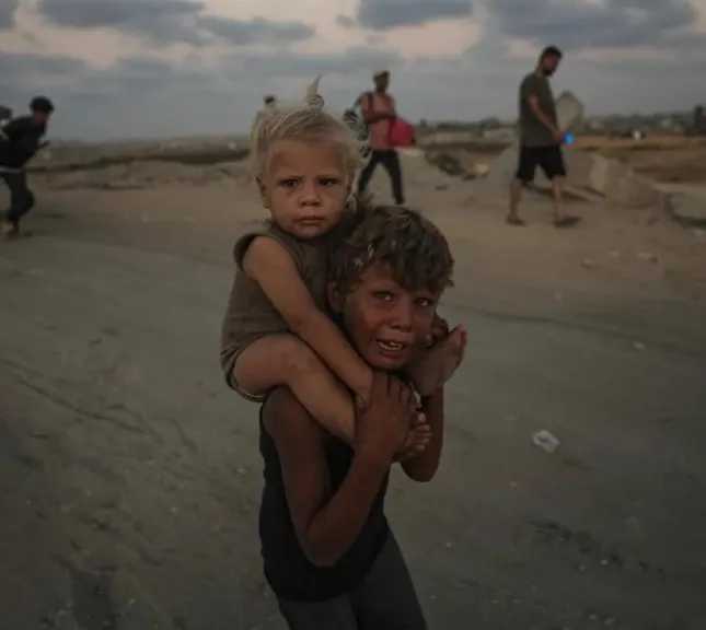 يديعوت أحرونوت: السيسي وجه بتقديم المساعدة للطفل جدوع والتحرك العاجل لإنقاذه