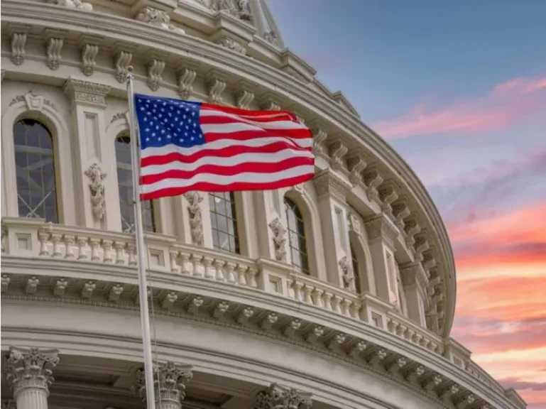 منذ 7 أعوام.. تشهد الولايات المتحدة الأمريكية للمرة الأولى أول إغلاق حكومي.. إليك السبب