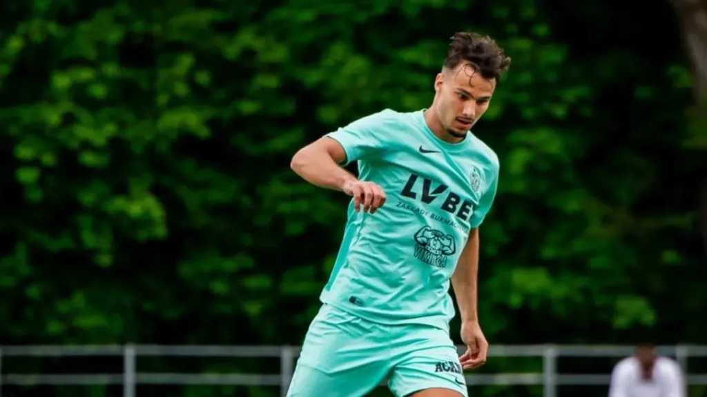 تأجيل القرار النهائي.. الأهلي يحسم قراره بالتعاقد مع الفلسطيني أسد الحملاوي