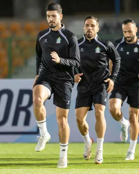 نتيجة مباراة الوحدات الأردني ضد الاستقلال.. فوز إيراني بثنائية نظيفة