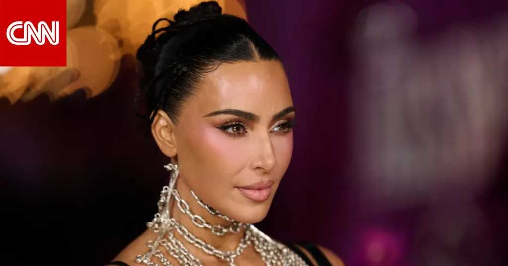 بعد طلاقها من كاني ويست.. كيم كارداشيان تكشف عن إصابتها بمرض خطير