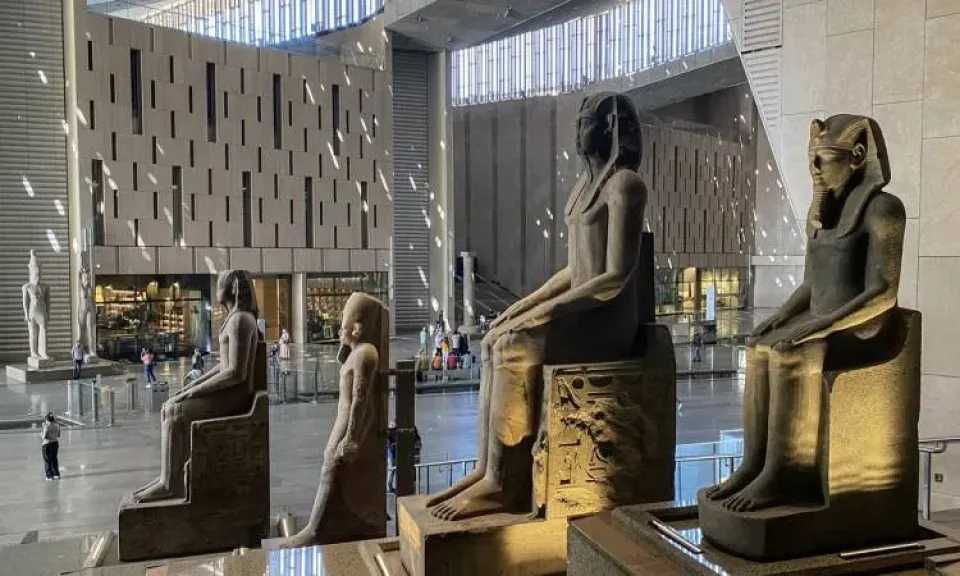 حدث عالمي يجسد عظمة الحضارة الفرعونية.. القنوات الناقلة لافتتاح المتحف المصري الكبير
