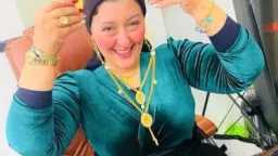 شاهد.. قصة فيديو اميره الذهب...