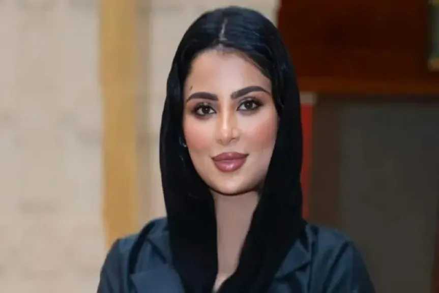 من هي خنساء المجاهد ويكيبيديا؟ من نجمة الأزياء الليبية إلى ضحية إطلاق نار غامض.. قصة حياة وموت مؤثرة