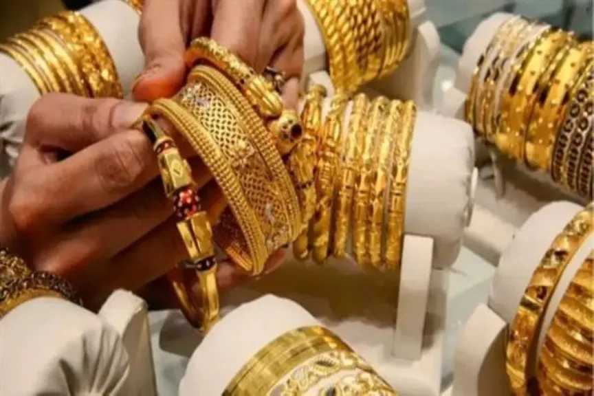 عيار 21 بكام الآن.. سعر الذهب اليوم الاثنين 24 نوفمبر 2025