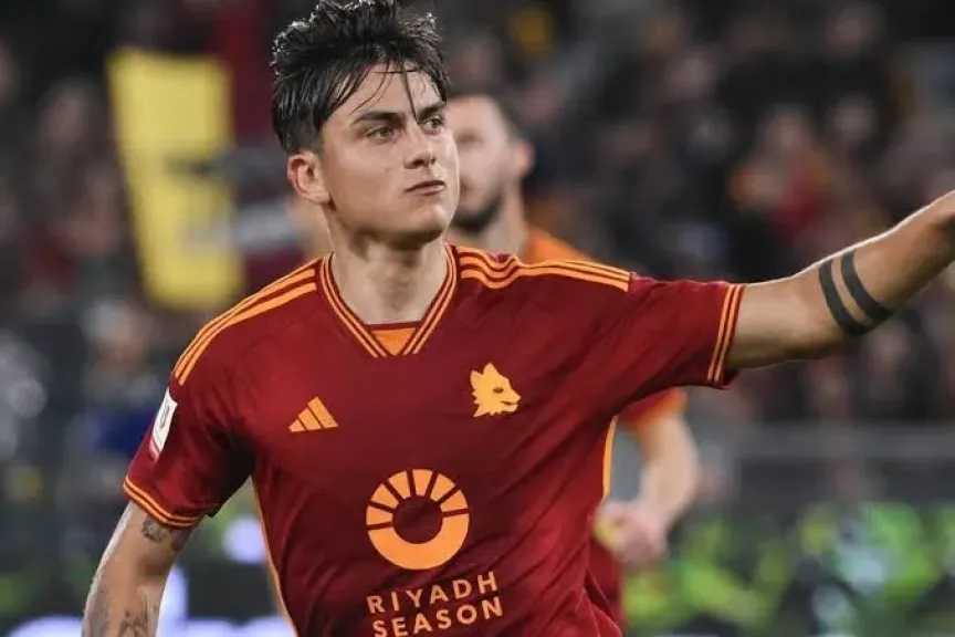 في الصيف المقبل.. باولو ديبالا يوافق على الانتقال إلى بنفيكا بقيادة مورينيو