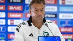 رينارد يهاجم مسؤولي السعودية بسبب...