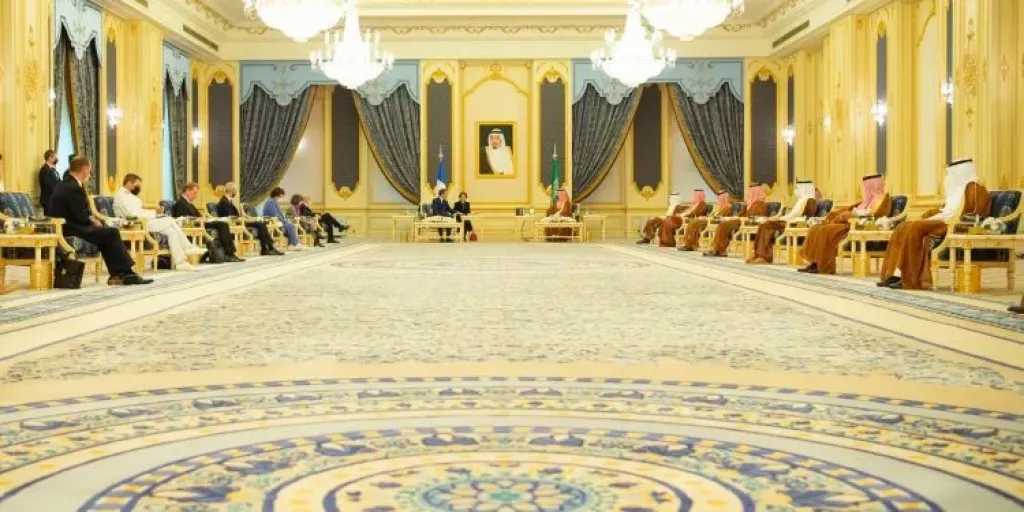 من هو الأمير عبدالله بن فهد بن عبدالعزيز آل سعود ويكيبيديا؟ السيرة الكاملة للأمير الراحل