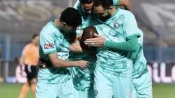 لقاء حاسم.. القنوات الناقلة لمباراة...