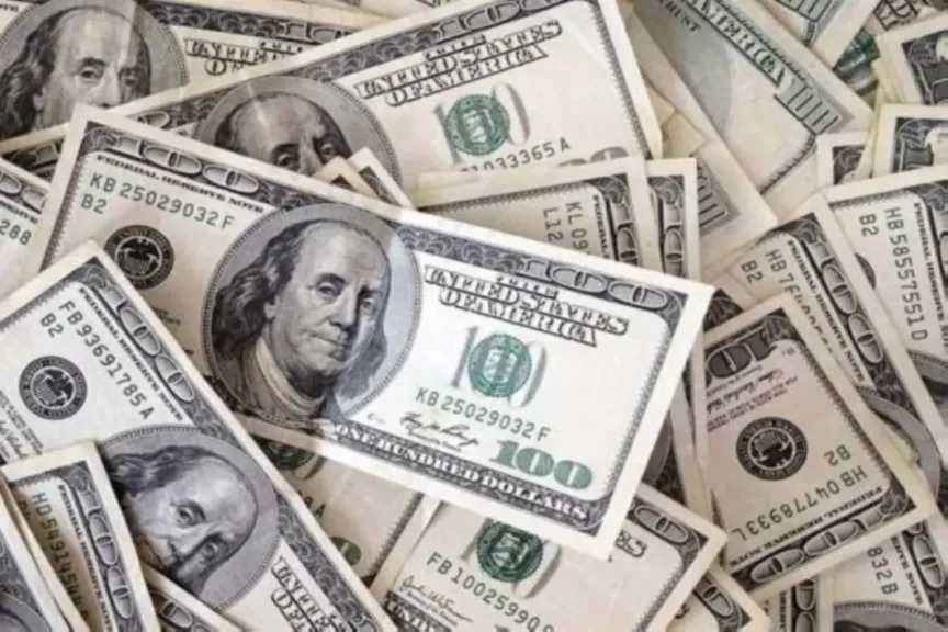 هل استقر الأخضر؟ سعر الدولار اليوم مقابل الجنيه في البنوك الخميس 4 ديسمبر 2025