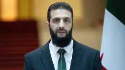 إهداء تاريخي.. قطعة من ستار...