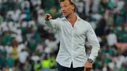 رينارد يحذر من مواجهة فلسطين...