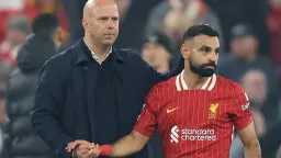 ليفربول يتمسك بصلاح.. والكرة في...