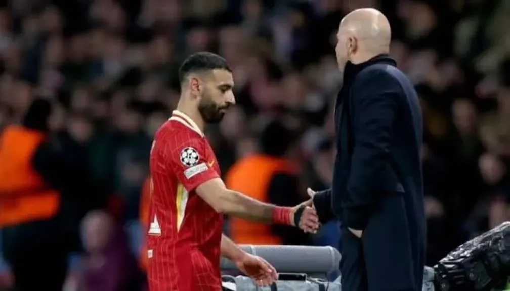 عدو خفي في الأنفيلد.. تقرير يفجر سر أزمة محمد صلاح في ليفربول