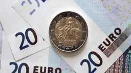 سعر اليورو اليوم الأحد 14-12-2025...