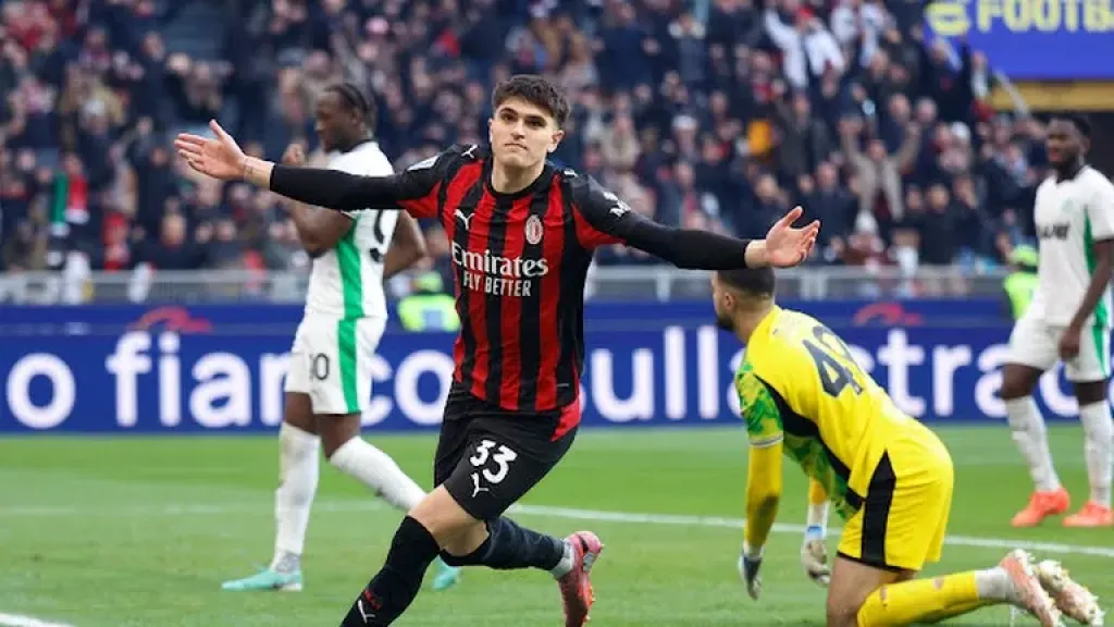 مباراة ميلان ضد ساسولو