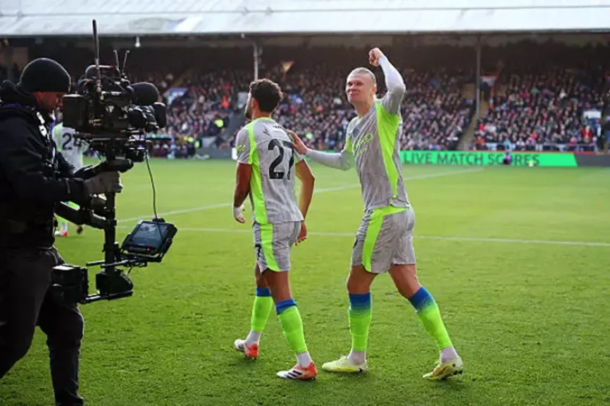 «طار في الجو» هدف هالاند في مرمي كريستال بالاس اليوم بالدوري الانجليزي