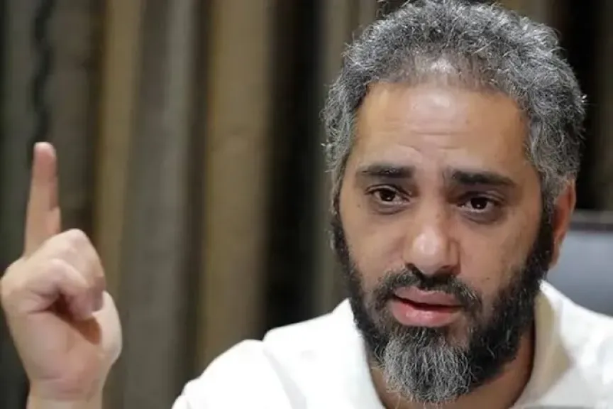 إرجاء قضية ”هلال حمود”: تأجيل محاكمة فضل شاكر وأحمد الأسير.. وكشف تفاصيل القضايا الأخرى أمام القضاء العسكري