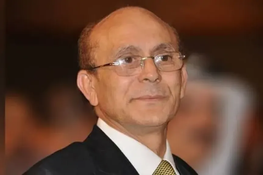 محمد صبحي يعلق على تجسيد منى زكي لشخصية أم كلثوم في فيلم ”الست”.. هل العمل يشوه الحقيقة؟