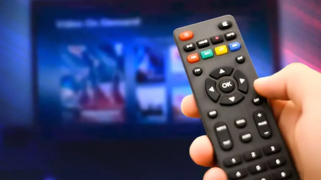 ثبت الآن بأعلى إشارة.. تردد قناة 6 داي أفلام الجديد 2025 نايل سات وكيفية تثبيتها على الريسيفر