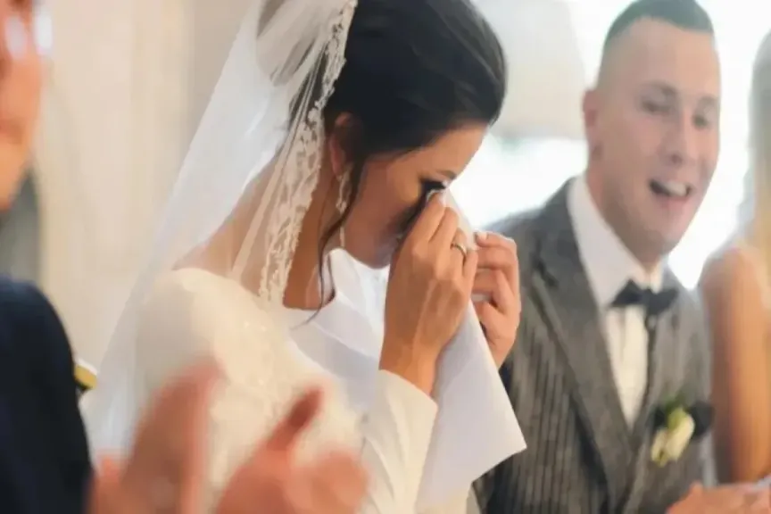 تفسير حلم زوجي تزوج علي وأنا مقهورة وأبكي عند ابن سيرين