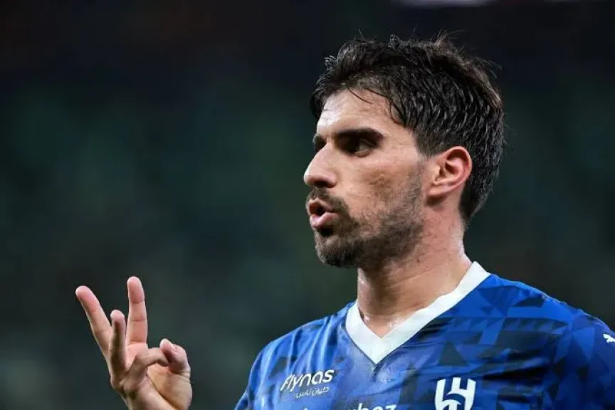 مستقبل روبن نيفيز مع الهلال.. الرحيل أم تجديد العقد؟