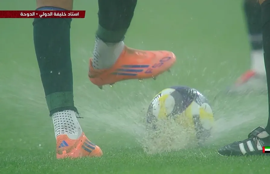 عاجل.. ما حقيقة تأجيل مباراة السعودية والأردن في كأس العرب بسبب المطر؟
