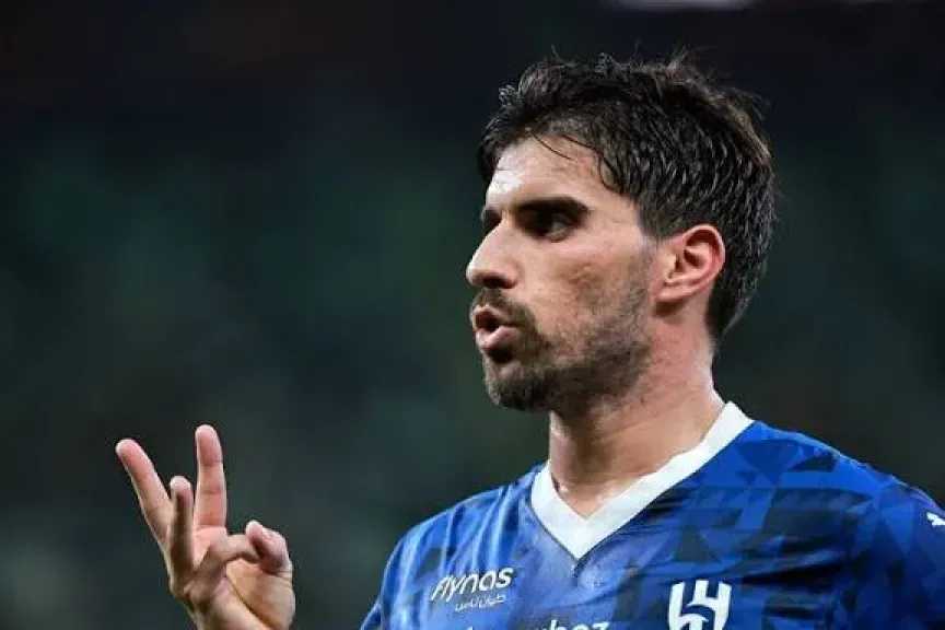 موقف اللاعب؟ مانشستر يونايتد يستهدف ضم نيفيز من الهلال