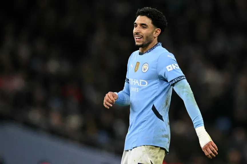 عملاق الدوري الإنجليزي يستهدف ضم عمر مرموش.. موقف السيتي واللاعب من الرحيل؟