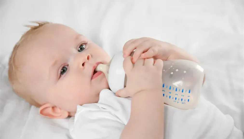 الهيئة العامة للغذاء والدواء تحذر من منتج حليب أطفال متداول في الأسواق