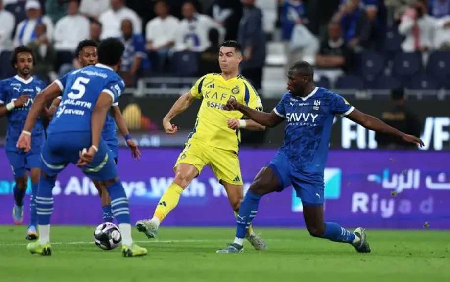 &rdquo;قائمة القنوات المفتوحة&rdquo; القنوات الناقلة لمباراة الهلال ضد النصر في كلاسيكو الدوري السعودي