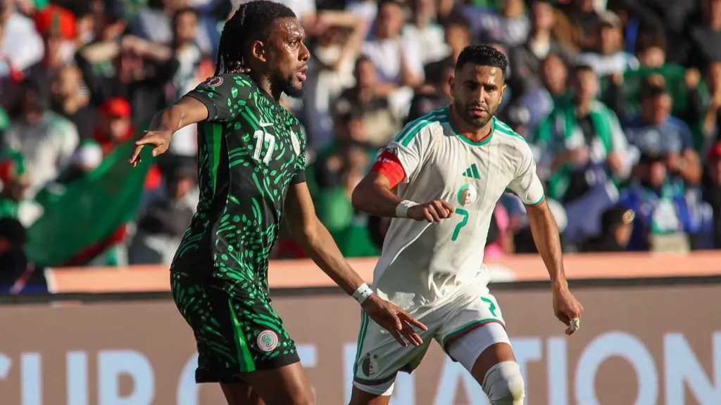 عاجل.. الاتحاد الإفريقي يفتح تحقيق في أحداث مباراة الجزائر ضد نيجيريا