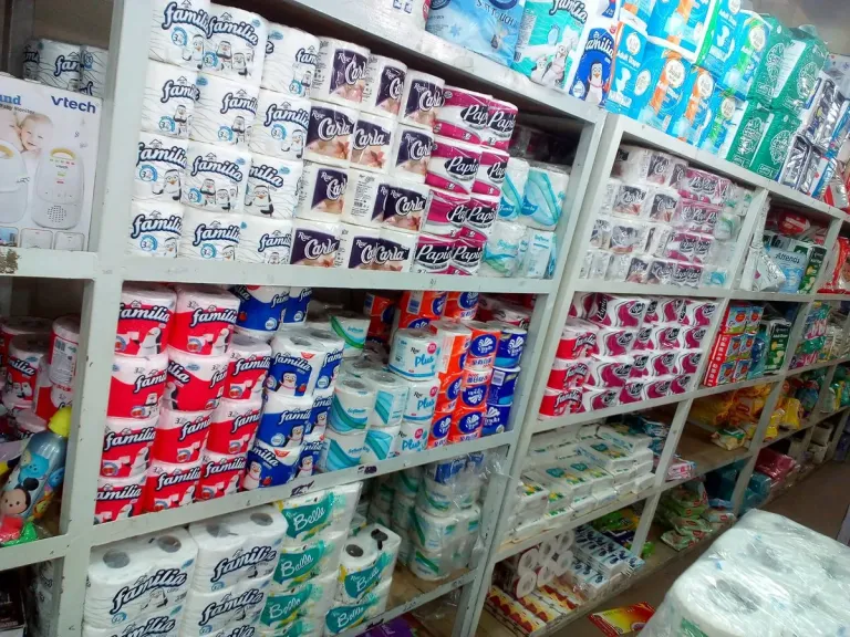 ارتفاع أسعار المناديل الورقية.. ما السبب وراء الزيادة المفاجأة؟